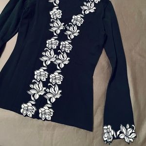 NEW Small Boston Proper Zip Cardigan Sweater White Flower Embroidered Knit